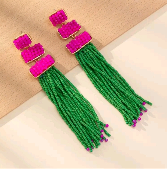 None Jewelry - NWOT Pink and Green Beaded Drop Earrings